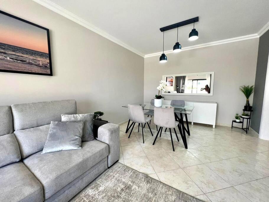 Luxury Modern Beach Apartment Quarteira Luaran gambar