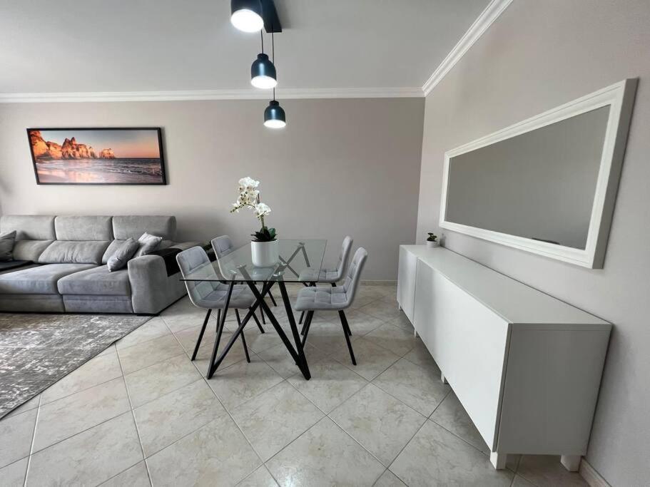Luxury Modern Beach Apartment Quarteira Luaran gambar