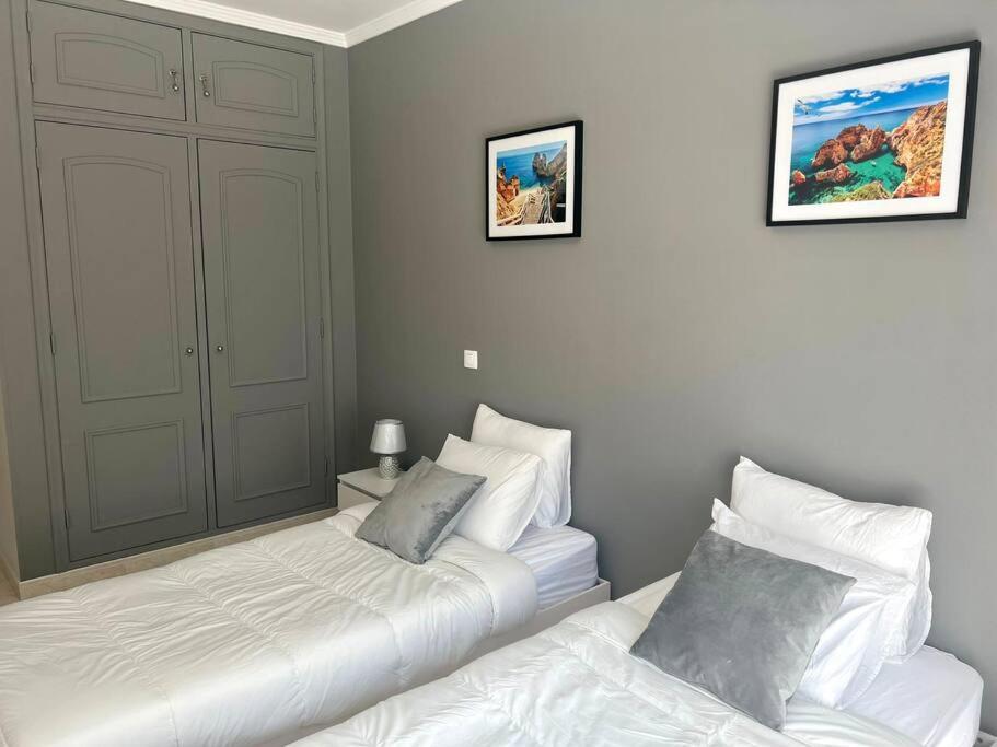 Luxury Modern Beach Apartment Quarteira Luaran gambar