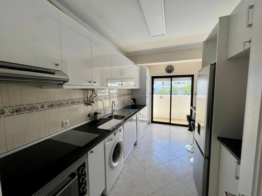 Luxury Modern Beach Apartment Quarteira Luaran gambar